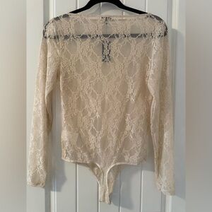 NWT Express Sheer Lace Long-Sleeve Bodysuit in Beige